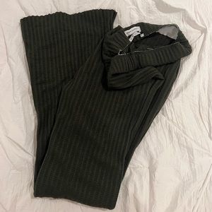 Dark Green Urban Outfitters stretchy flare pants